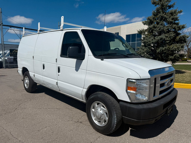 2014 Ford Econoline Cargo Van Ford E-250 CL - CARGO in Cars & Trucks in Oakville / Halton Region - Image 4
