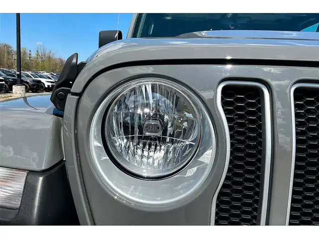 2022 Jeep Wrangler Sahara | Heated Leather | Alpine | Tow Pkg |  in Cars & Trucks in Mississauga / Peel Region - Image 31