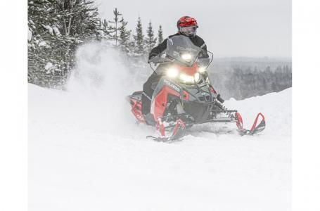 2024 Polaris Industries 650 Indy XC137 Red 1.25 7s in Snowmobiles in Ottawa - Image 3