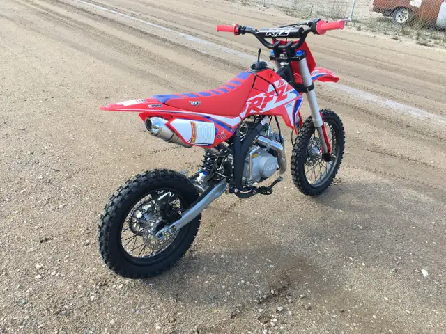 2023 BRAND NEW APOLLO RFZ 125 DIRT BIKE / SUMMER CLEARANCE SALE  in Other in Brandon - Image 3