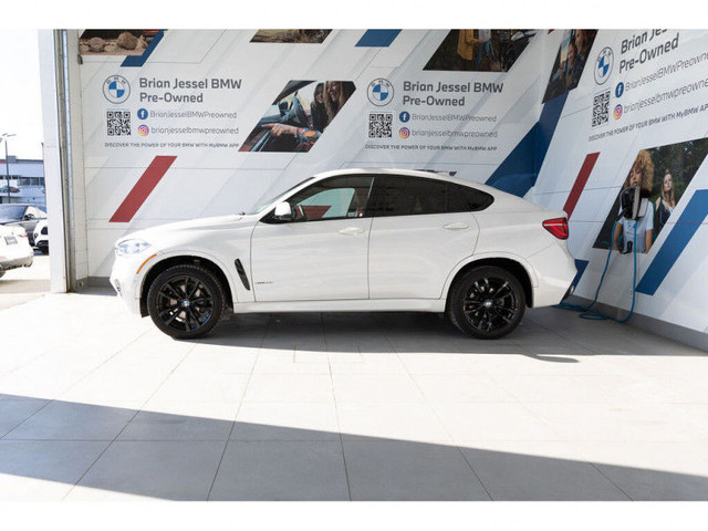 2019 BMW X6 XDrive35i in Cars & Trucks in Vancouver - Image 4