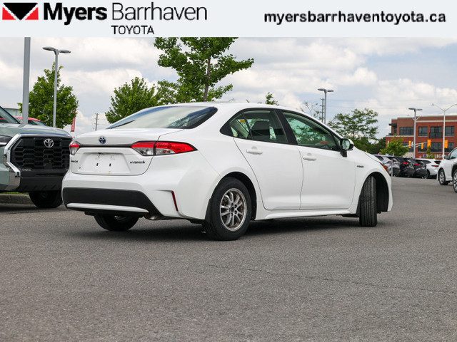 2021 Toyota Corolla Hybrid CVT - $208 B/W in Cars & Trucks in Ottawa - Image 3