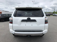 Engine: LIGHT/MEDIUM DUTY L/100Km City: 14.8 L/100Km Hwy: 12.5 Safety Equipment Electronic Stability... (image 5)