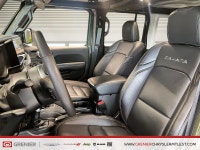 2024 JEEP WRANGLER 4-PORTES SAHARA* 4X4* TOIT RIGIDE 3 SECTIONS* ROUES DE 18 POUCES* MARCHEPIEDS* DE... (image 7)