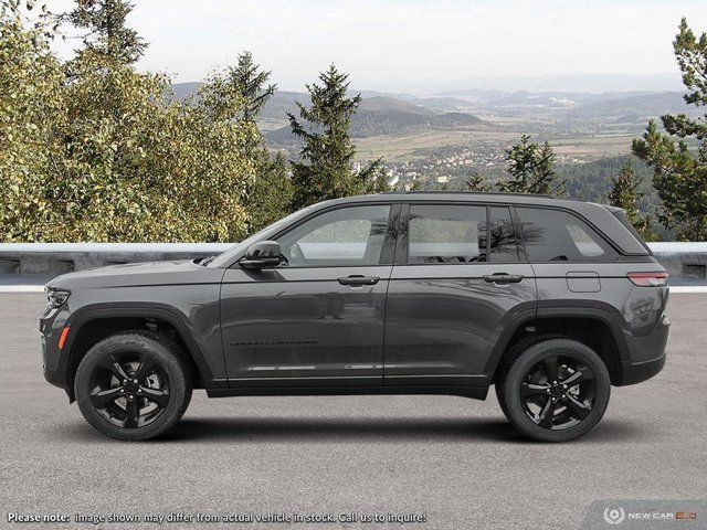  2024 Jeep Grand Cherokee Altitude in Cars & Trucks in Moncton - Image 4