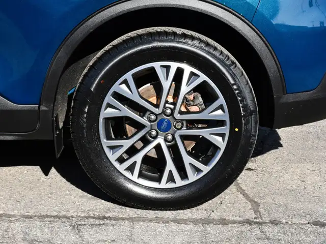 2020 Ford Escape SEL in Cars & Trucks in Kitchener / Waterloo - Image 8