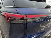 The 2022 INFINITI QX60 LUXE blends luxury, performance, and intelligent technology in a sleek, famil... (image 8)