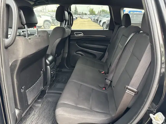 2021 Jeep Grand Cherokee Laredo in Cars & Trucks in Edmonton - Image 25
