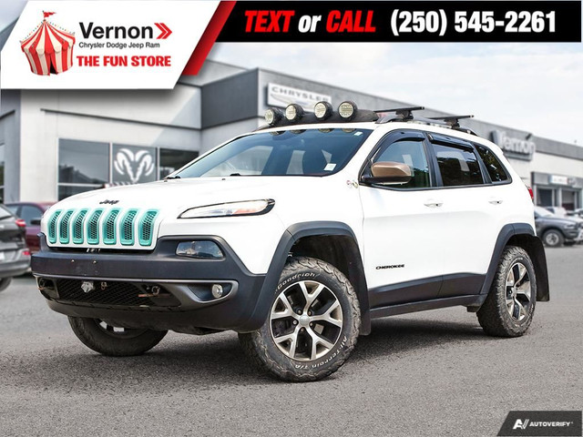 2016 Jeep Cherokee Trailhawk - Bluetooth in Cars & Trucks in Vernon