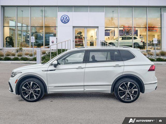2022 Volkswagen Tiguan Highline R-Line in Cars & Trucks in Abbotsford - Image 2