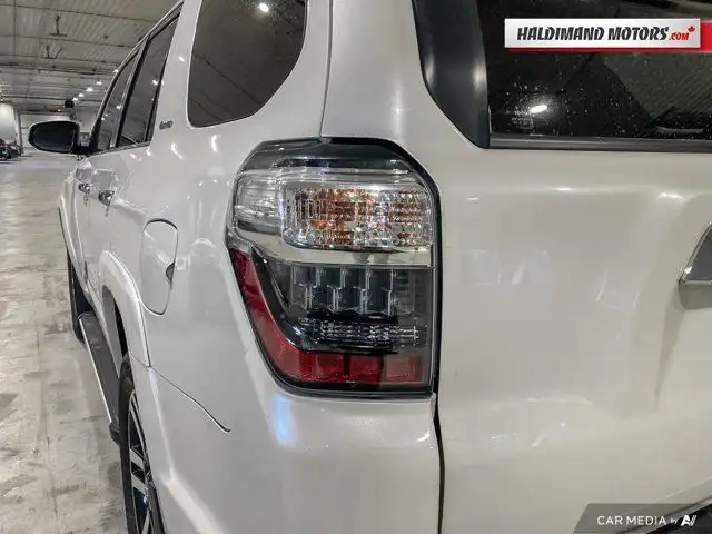 2019 Toyota 4Runner LIMITED in Cars & Trucks in Hamilton - Image 15