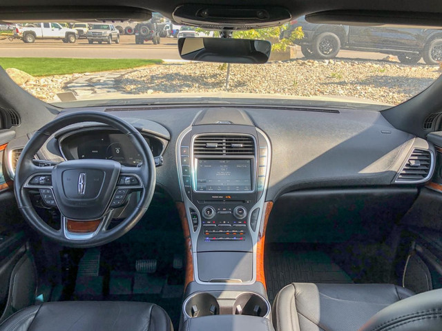 2019 Lincoln Nautilus RESERVE | 2.7L TURBO V6 | AWD | ALL HEATED in Cars & Trucks in Lethbridge - Image 2