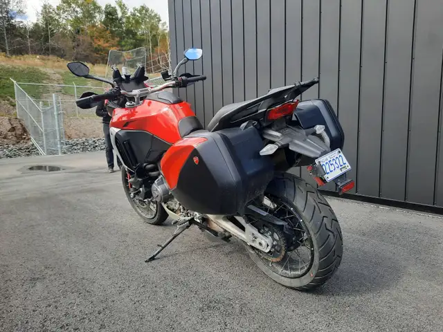 2024 Ducati Multistrada V4 S TRAVEL & RADAR SAVE SAVE SAVE in Other in Bridgewater - Image 9