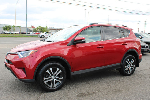 2016 Toyota RAV4 in Cars & Trucks in Oakville / Halton Region - Image 3