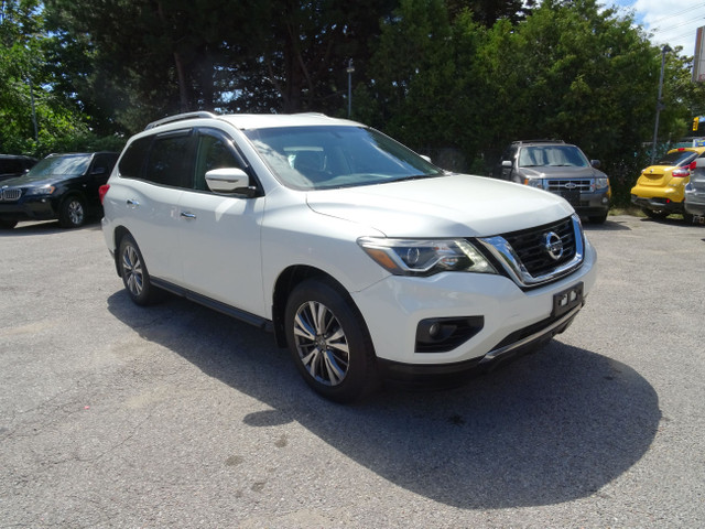 2017 Nissan Pathfinder SV in Cars & Trucks in City of Toronto - Image 4