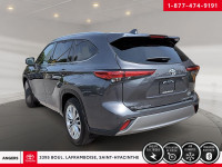 ********NOUVEL ARRIVAGE, PLUSIEURS PHOTOS À VENIR******** Découvrez le Toyota Highlander 2023 Platin... (image 5)