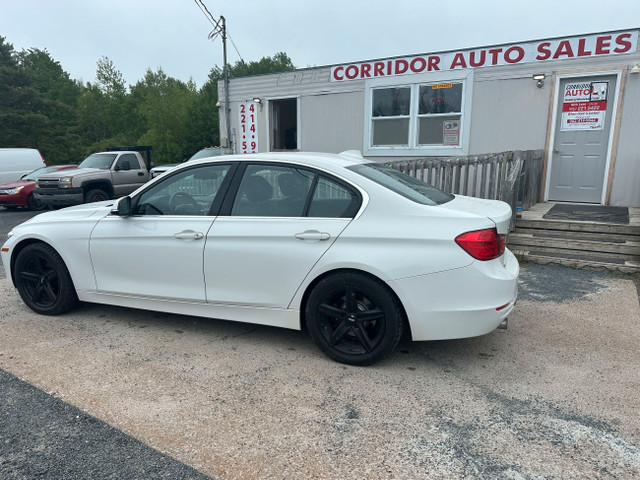 2015 BMW 3 Series 320i xDrive in Cars & Trucks in Bedford - Image 2
