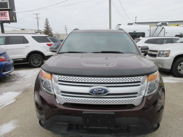 2011 Ford Explorer XLT Hitch Heated Seats Cloth Interior $9,950 in Cars & Trucks in Winnipeg - Image 2