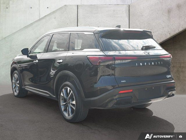 2024 INFINITI QX60 LUXE | ONE OWNER | NO ACCIDENTS in Cars & Trucks in Hamilton - Image 3