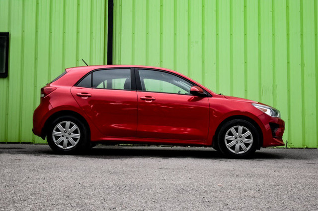 2023 Kia Rio 5-door LX+ • HEATED SEATS • APPLE CARPLAY in Cars & Trucks in Kingston - Image 2