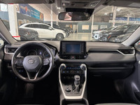 **MONTH-END SPECIAL!** HYBRID POWERED, AWD, SUNROOF, EV MODE, SPORT MODE, ECO MODE, WELL EQUIPPED, V... (image 8)