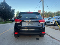 2015 Kia Rondo Versatile, Efficient Spacious! This compact crossover offers a comfortable ride, grea... (image 6)