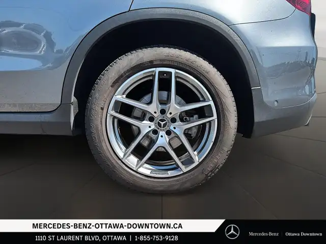 2019 Mercedes-Benz GLC300 4MATIC SUV Premium Plus & Sport Pkg dans Autos et camions dans Ottawa - Image 8