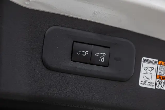 2022 Lexus NX NX 350h / camera / bluetooth / volant chauffant Bi in Cars & Trucks in Laval / North Shore - Image 16