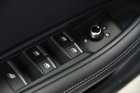 Traction intégrale Audi quattro / Gris Chronos int. Rouge / Capote rouge / Apple Carplay + Android A... (image 9)