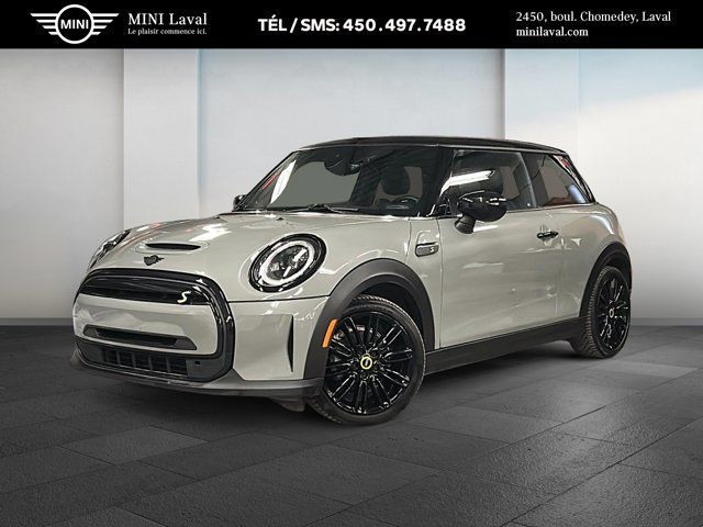 2023 MINI 3 Portes Cooper SE | Ligne Première | in Cars & Trucks in Laval / North Shore - Image 3
