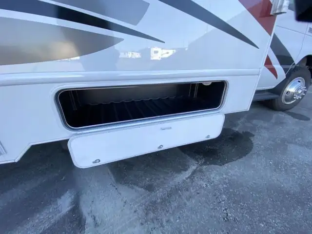 2023 Thor Motor Coach Four Winds 31EV in RVs & Motorhomes in Abbotsford - Image 40