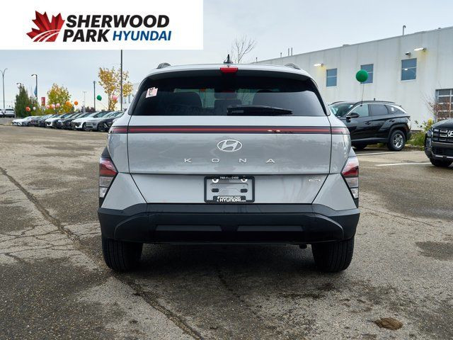 2025 Hyundai Kona Preferred | Awd | Keyless Entry | Blindspot in Cars & Trucks in Edmonton - Image 4