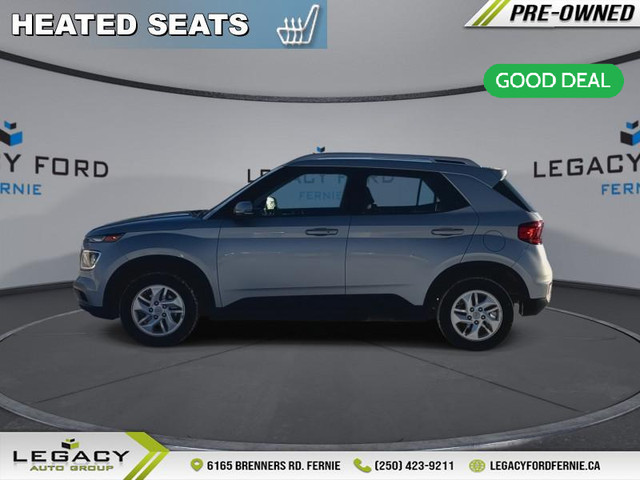 2022 Hyundai Venue Preferred 1.6L, Great Small Great On Gas Car in Cars & Trucks in Cranbrook