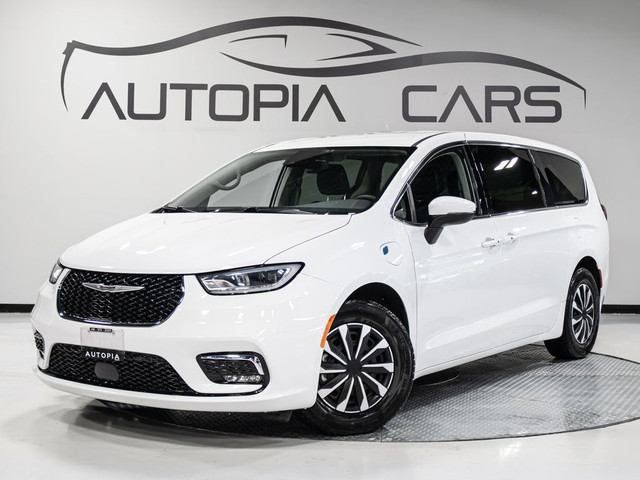 2023 Chrysler Pacifica Hybrid TOURING L 2WD PLUG IN HYBRID 6 PAS in Cars & Trucks in City of Toronto