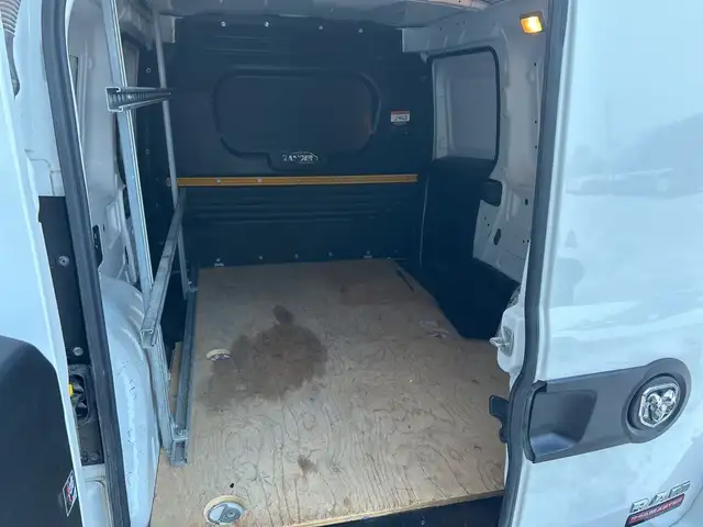 2021 Ram ProMaster City SLT dans Autos et camions dans Ottawa - Image 14
