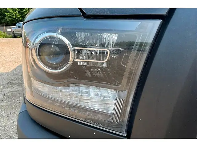 2022 Ram 1500 Classic Warlock Quad | All Terrain | Heated Bucket in Cars & Trucks in Mississauga / Peel Region - Image 31