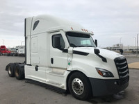 2022 Freightliner T12664ST