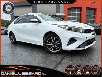 KIA FORTE EX,2.0L, BANC AV+VOLANT CHAUFFANT, MAGS 16P, CAMERA, ANGLE MORT, VITRE TEINTÉ, ANTIROUILLE...