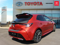 ADVANCED SAFETY FEATURES »» Rearview camera for confident reversing »» Advanced airbag system for al... (image 5)