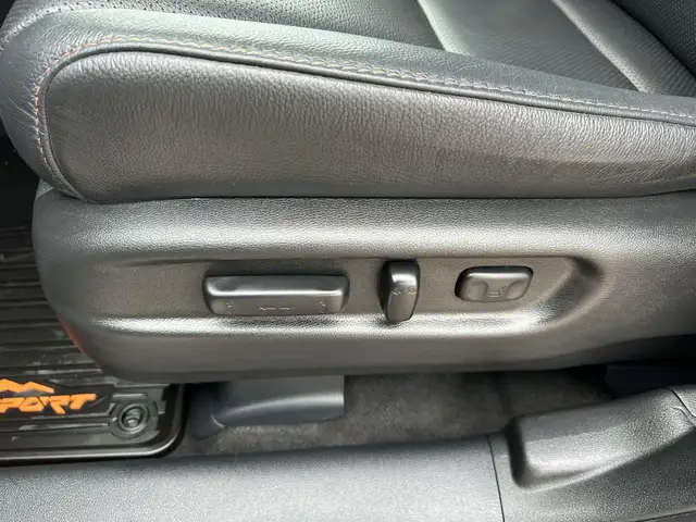 2024 Honda Passport TrailSport l Clean Car Fax l One Owner l Loc in Cars & Trucks in Calgary - Image 13
