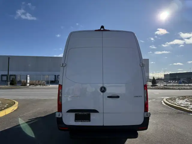 2021 Mercedes-Benz Sprinter Cargo Van MERCEDES Sprinter 2500 - E in Cars & Trucks in Oakville / Halton Region - Image 20