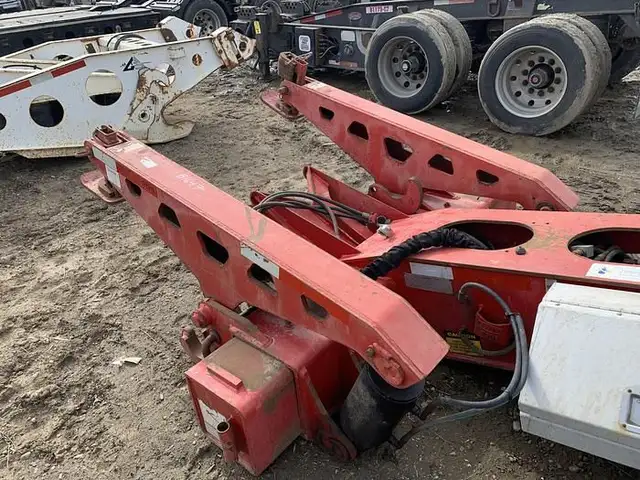 2014 Aspen Tandem Axle Booster in Heavy Equipment in St. Albert - Image 7