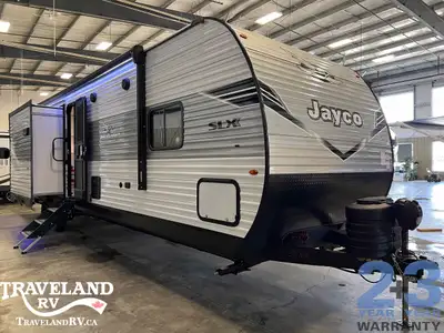 Ready to explore the RV lifestyle? The Jay Flight SLX Travel Trailer has everything you need, in a c...