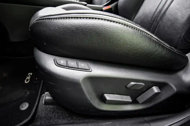 2021 Mazda CX-3 GT • SUNROOF • HUD • HEATED LEATHER • BOSE AUDIO in Cars & Trucks in Cornwall - Image 28
