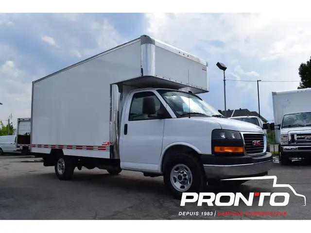 2024 GMC Savana Cube 14 pieds Deck 3500 ** V8 6.6L Essence ** in Cars & Trucks in Laval / North Shore - Image 5