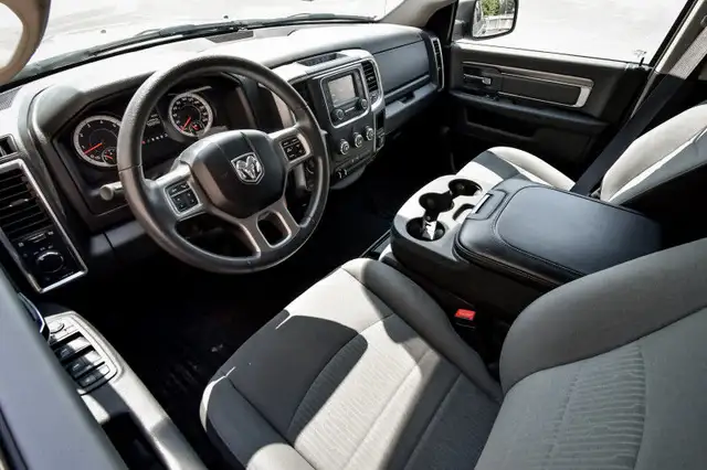 2023 Ram 1500 Classic SLT • POWER SEAT • REAR CAM in Cars & Trucks in Cornwall - Image 13