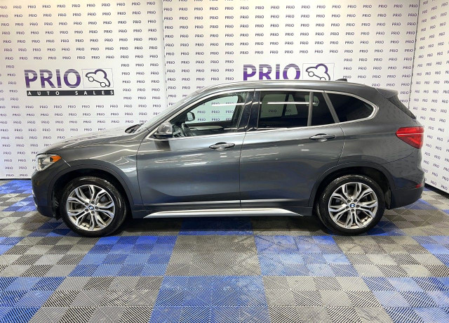 2018 BMW X1 in Cars & Trucks in Ottawa - Image 2