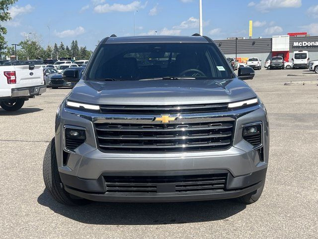 2024 Chevrolet Traverse LT / 2LT / TRAILERING PACKAGE / LOW KMS in Cars & Trucks in Calgary - Image 2