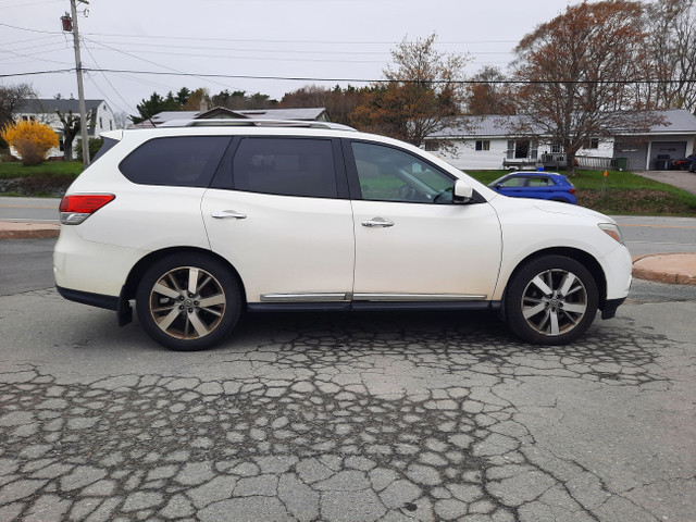 2014 Nissan Pathfinder Platinum in Cars & Trucks in Bridgewater - Image 4