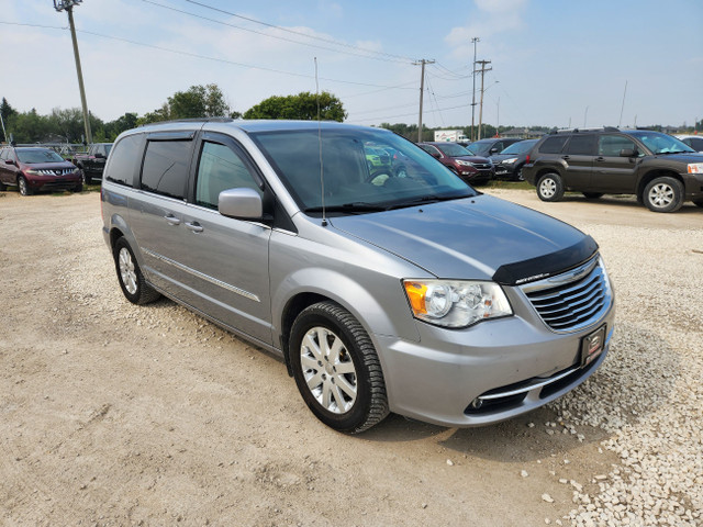 2013 Chrysler Town & Country Touring POWER DOORS!! BC VEHICLE!! in Cars & Trucks in Winnipeg